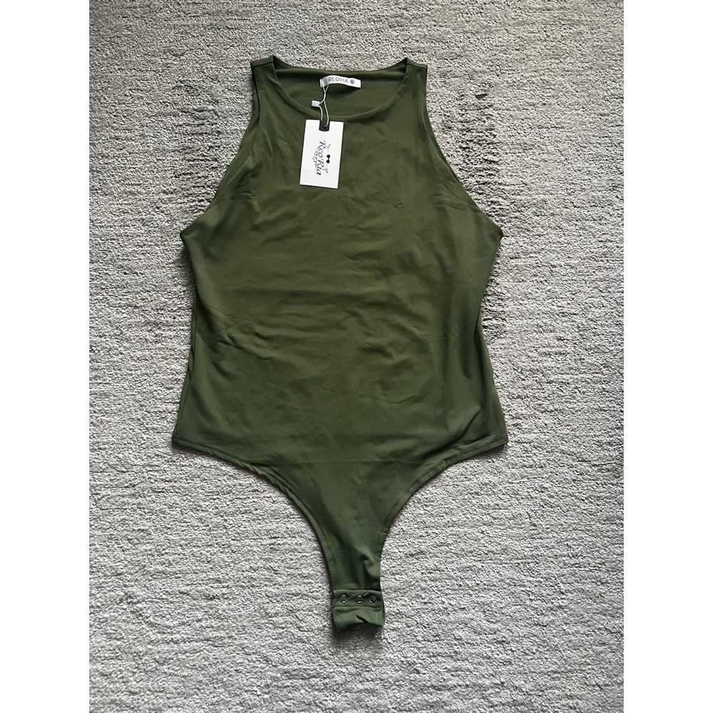 NWT green body suit